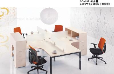 時尚簡約，高效協(xié)作 四人十字形辦公卡座與對座職員屏風(fēng)的定制之道